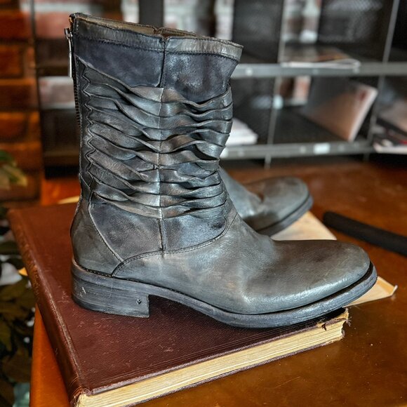 JOHN VARVATOS Simmons Twisted Pavement Boot SZ 10.5 MSRP $1498 - Picture 2 of 16